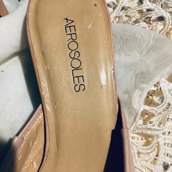 Aerosoles Women's Slip On heels Size 8.5B Used - Picture 3 of 8